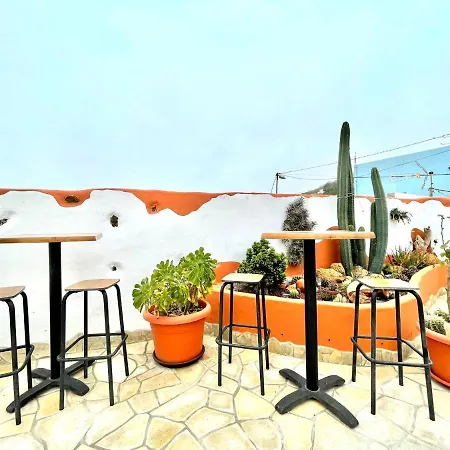 Apartamento Ladrillo Con Wifi, En Casa Rural, Garachico *